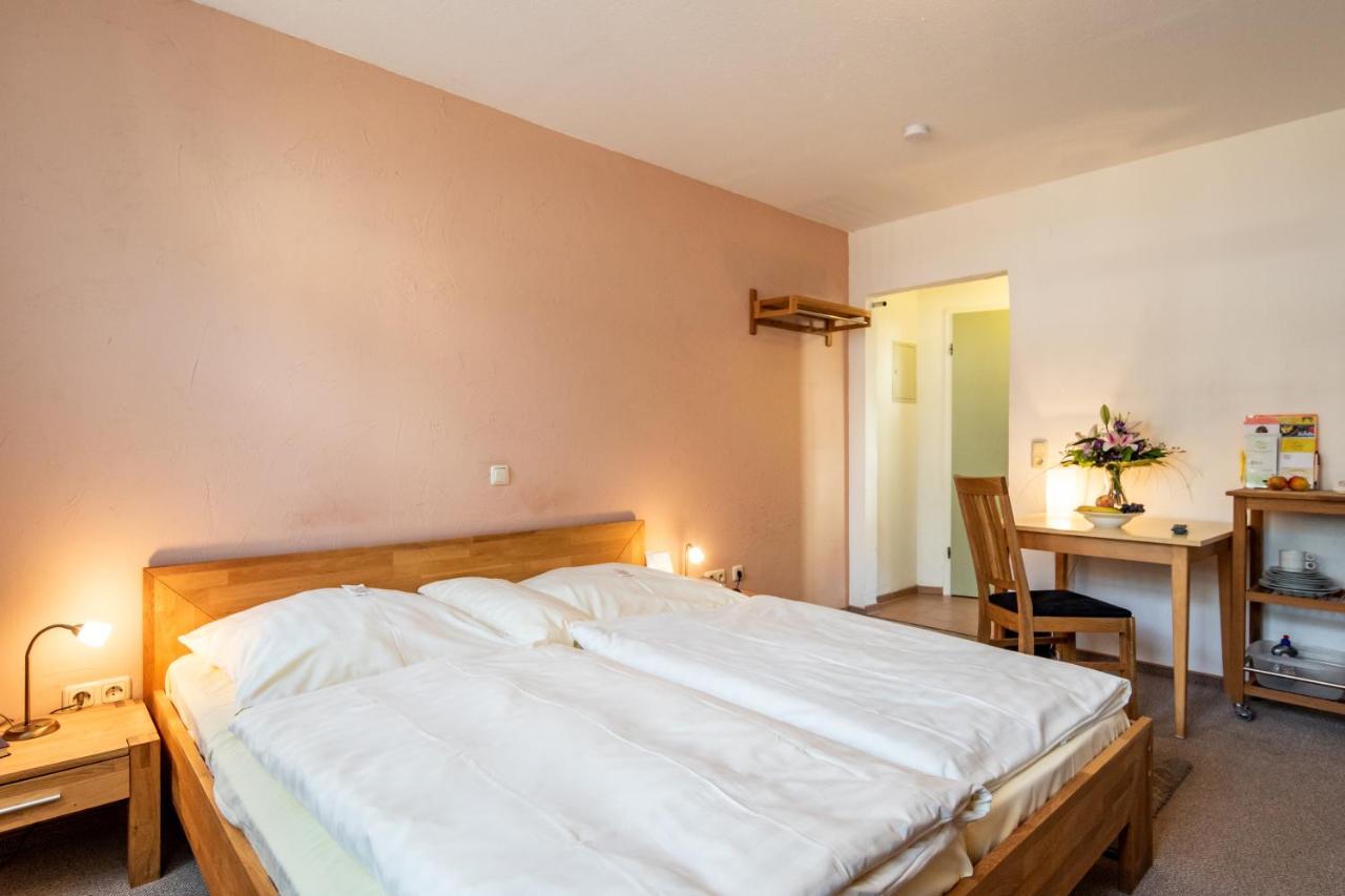 Hotel Goldflair Am Rathaus Korbach Buitenkant foto