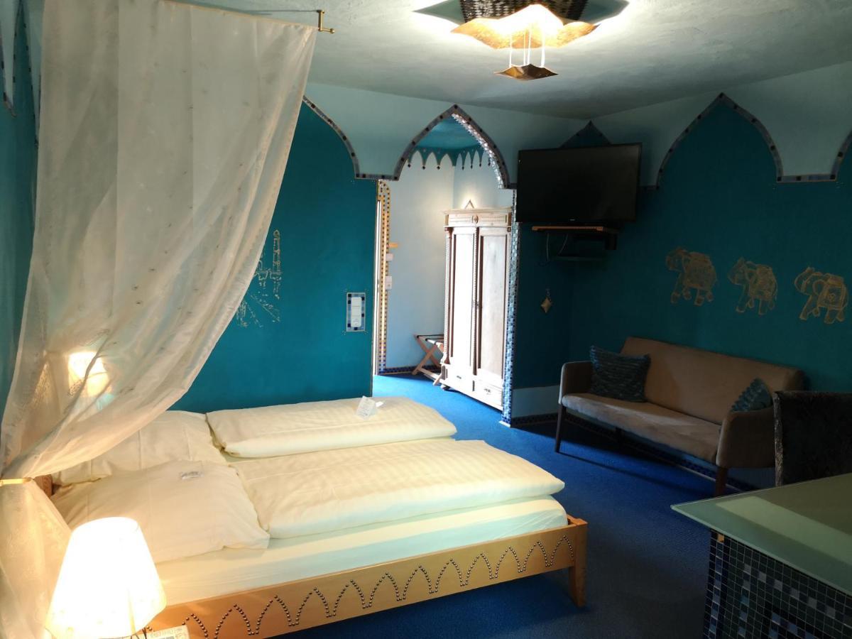 Hotel Goldflair Am Rathaus Korbach Buitenkant foto
