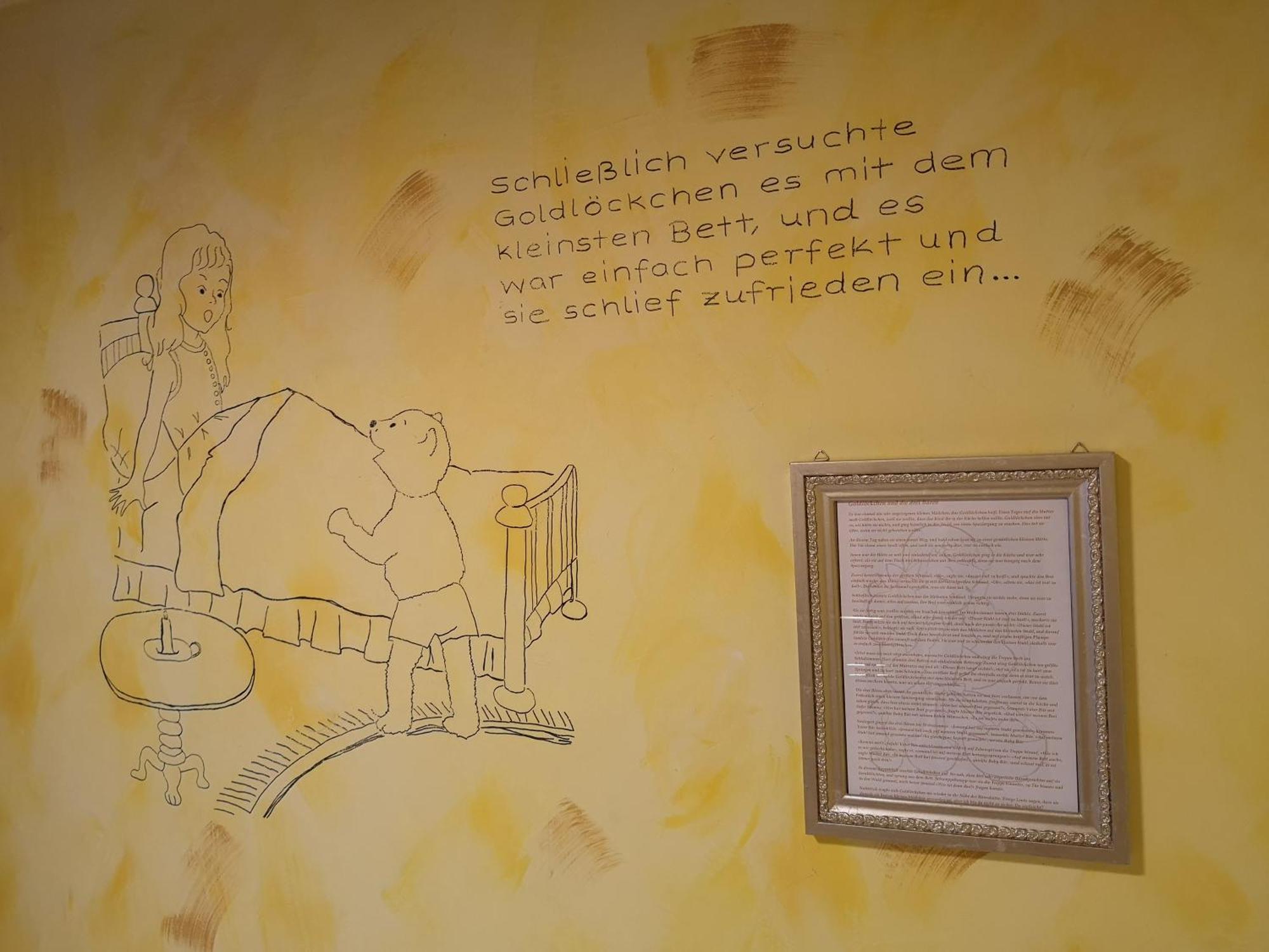 Hotel Goldflair Am Rathaus Korbach Buitenkant foto