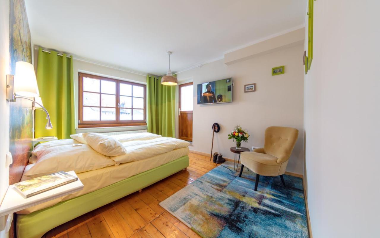Hotel Goldflair Am Rathaus Korbach Buitenkant foto