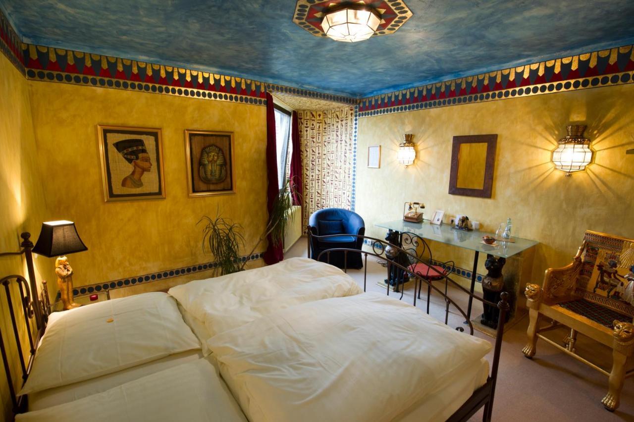 Hotel Goldflair Am Rathaus Korbach Buitenkant foto